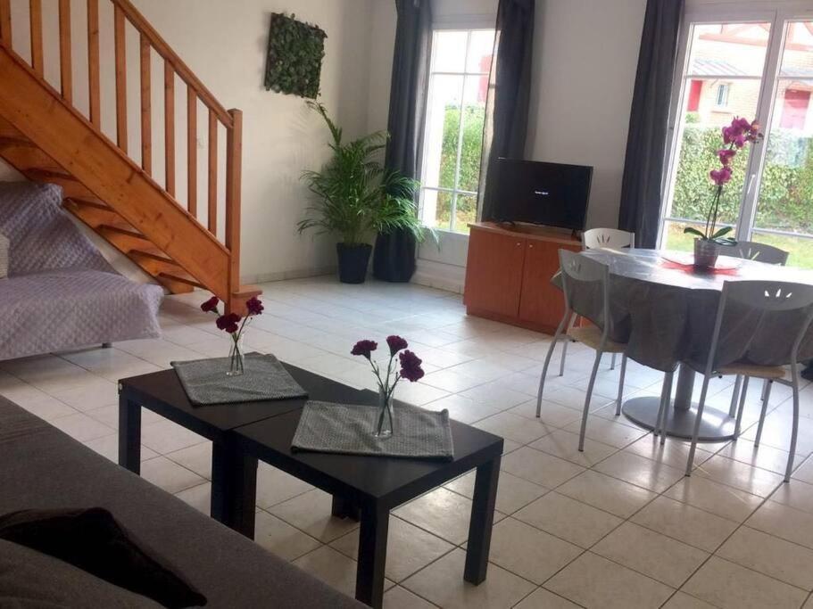 Le Dortoir Villa Magny-le-Hongre Dış mekan fotoğraf
